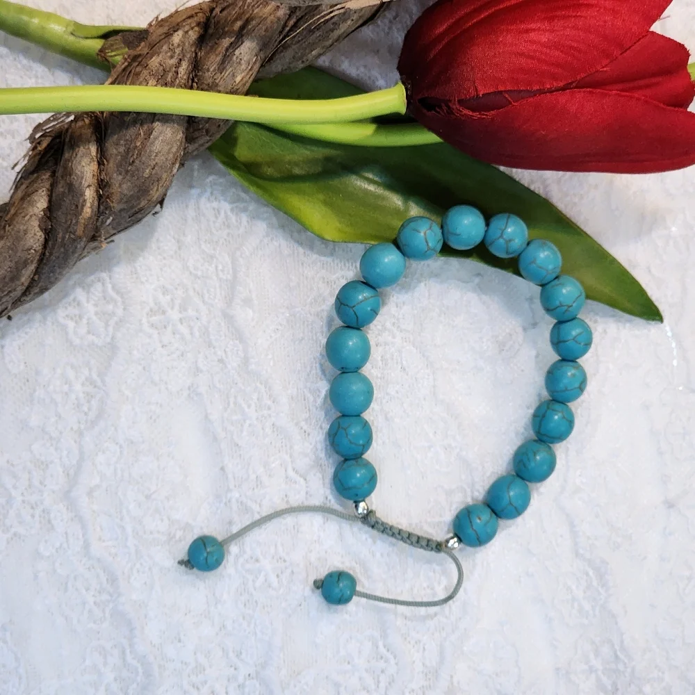 Beautiful Blue Howlite Stone Adjustable Bracelet
